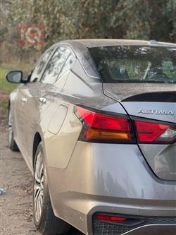 نيسان ألتيما